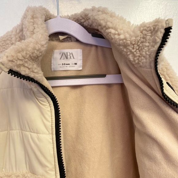 Fleece jacket with denim pocket - Picture 4 of 5